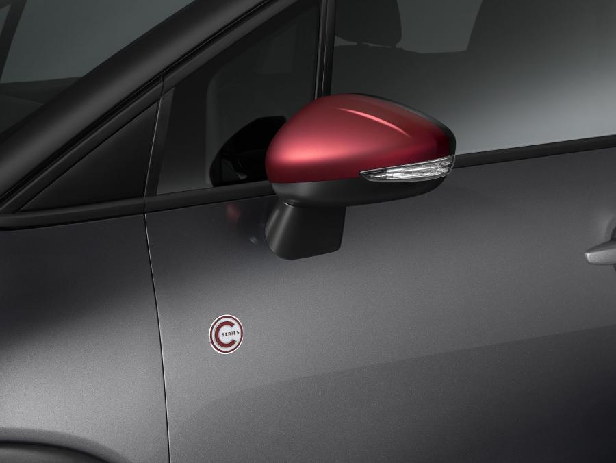 Детали экстерьера Citroen C3 Aircross C-Series 2020 года  (фото 4 из 9)
